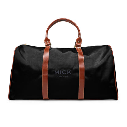 DUFFLE BAG WITH RELAXE PRINT