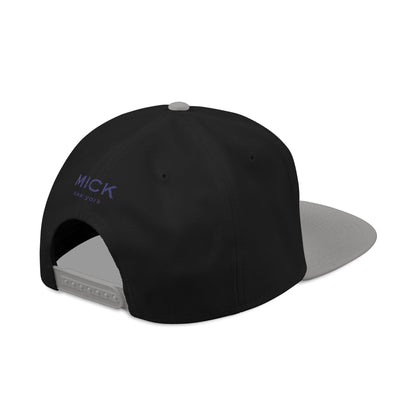CAP WITH RELAXE GRAPHICS